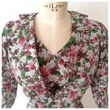 Charger l'image dans la galerie, 1940s 1950s - Adorable Floral Bolero Dress  - W29 (74cm)
