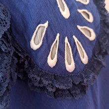 Charger l'image dans la galerie, 1950s - Stunning Blue Embroidery Linen Dress - W27 (68cm)