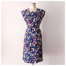 Charger l'image dans la galerie, 1950s 1960s - Stunning Abstract Floral Dress - W29 (74cm)