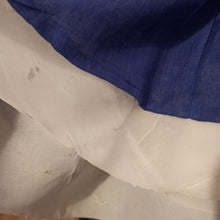 Charger l'image dans la galerie, 1950s - Stunning Blue Embroidery Linen Dress - W27 (68cm)