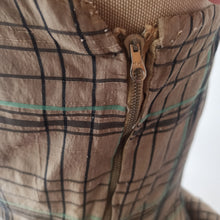 Cargar imagen en el visor de la galería, 1940s - M. Giordani, Roma - Marvelous Couture Dress & Jacket - W27 (68cm)