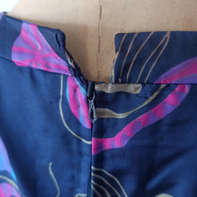 Charger l'image dans la galerie, 1960s - Spectacular Purple Satin Dress & Jacket Set - W34 (86cm)