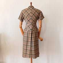 Cargar imagen en el visor de la galería, 1940s - M. Giordani, Roma - Marvelous Couture Dress & Jacket - W27 (68cm)