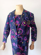 Charger l'image dans la galerie, 1960s - Spectacular Purple Satin Dress & Jacket Set - W34 (86cm)