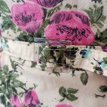 Cargar imagen en el visor de la galería, 1940s 1950s - Adorable Juliet Sleeves Floral Dress - W30 (76cm)
