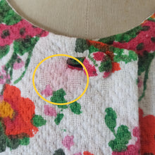 Load image into Gallery viewer, 1950s - Paris - Colorful Textured Cotton Floral Dress - W24 (62cm)