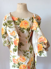 Charger l'image dans la galerie, 1950s - André Ghékière, Cannes - Exquisite Roseprint Jacket & Dress Set - W26 (66cm)