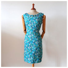 Charger l'image dans la galerie, 1960s - Adorable & Chic Floral Cotton Dress - W31.5 (80cm)