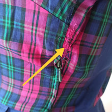 Charger l'image dans la galerie, 1950s - Adorable Purple Plaid Cotton Dress - W26 (66cm)