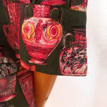 Charger l'image dans la galerie, 1960s - Stunning Green Ancient Vessels Novelty Cotton Dress - W31 (78cm)