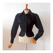 Laden Sie das Bild in den Galerie-Viewer, 1960s Does 1940s - Black Dotted Crepe Blouse - W27 (68cm)