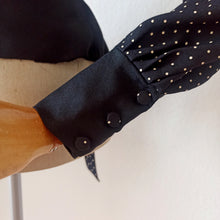 Laden Sie das Bild in den Galerie-Viewer, 1960s Does 1940s - Black Dotted Crepe Blouse - W27 (68cm)