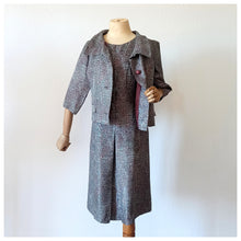 Charger l'image dans la galerie, 1960s - DE DOMINICI, Italy - Novelty Satin Jacket & Dress Set - W30 (76cm)
