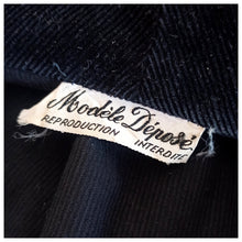 Charger l'image dans la galerie, 1950s - MANFRY, France - Solid Black Corduroy Top - W30 (76cm)