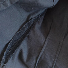 Charger l'image dans la galerie, 1950s - MANFRY, France - Solid Black Corduroy Top - W30 (76cm)