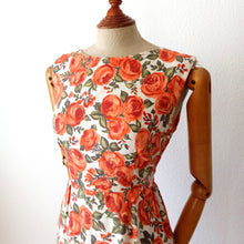 Charger l'image dans la galerie, 1950s 1960s - Gorgeous Roseprint Cotton Dress - W27.5 (70cm)