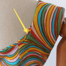 Carica l'immagine nel visualizzatore di Gallery, 1960s - Groovy Colors Rayon Dress - W32 (82cm)