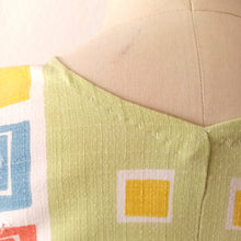 Carica l'immagine nel visualizzatore di Gallery, 1950s - Colorful Wrap Rayon Top - One Size