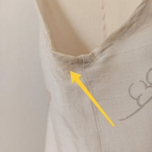 Charger l'image dans la galerie, 1960s - CHUMLEY SPORT, USA - Novelty Golf Players Rayon Top - M/L