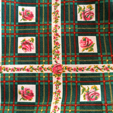 Charger l'image dans la galerie, 1950s - Fabulous Plaid Roseprint Cotton Skirt - W27 (68cm)