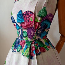 Charger l'image dans la galerie, 1950s - HEINZ OESTERGAARD, Berlin - Mushrooms Novelty Dress - W24 (60cm)