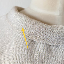 Charger l'image dans la galerie, 1960s - Gorgeous Ivory Gold Lurex Top - Size S/M