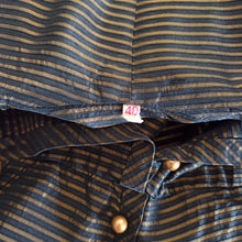 Charger l'image dans la galerie, 1950s - Stunning Black & Gold Striped Satin Dress - W34 (86cm)