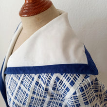 Charger l'image dans la galerie, 1950s - Gorgeous Sailor Collar Textured Cotton Dress - W26 (66cm)