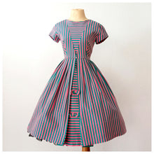 Charger l'image dans la galerie, 1950s 1960s - WENJA, Germany - Pink Green Stripes Dress - W25 (64cm)