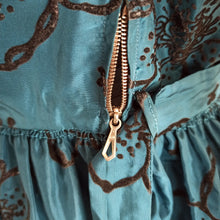 Charger l'image dans la galerie, 1950s - Exquisite Teal Blue Satin & Velvet Dress - W30 (76cm)