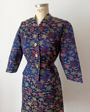 Load image into Gallery viewer, 1950s - Stunning Oriental Embroidery Jacket &amp; Dress Set - W30 (76cm)
