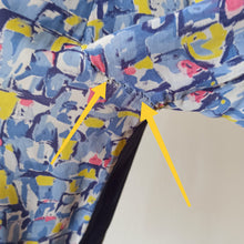 Charger l'image dans la galerie, 1940s - Gorgeous Abstract Cold Rayon Crepe Belted Blouse - W28 (72cm)