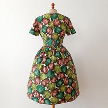 Load image into Gallery viewer, 1950s - Fabulous Colors Floral Cotton Dress - W30 (76cm)