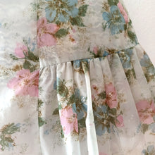 Charger l'image dans la galerie, 1950s - Incredibly Adorable Peter Pan Collar Floral Dress - W28 (72cm)