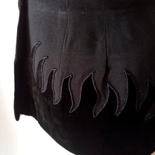Load image into Gallery viewer, 1940s - DOUMARC, Paris - New Look Velvet Flames Jacket - W28.5 (72cm)