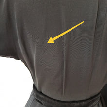 Cargar imagen en el visor de la galería, 1940s 1950s - HETTLAGE, Hannover - Elegan Black Taffeta & Vevet  Dress  - W27 (68cm)