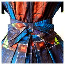 Charger l'image dans la galerie, 1950s - Spectacular German Abstract Cotton Silk Dress - W28.5 (72cm)