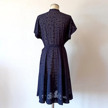 Cargar imagen en el visor de la galería, 1940s - Exquisite Ink Blue Smoked Rayon Dress  - W32 (82cm)