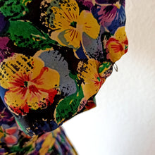 Load image into Gallery viewer, 1940s - Germany - Colorful Floral Cold Rayon Dress  - W30 (76cm)