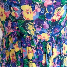 Load image into Gallery viewer, 1940s - Germany - Colorful Floral Cold Rayon Dress  - W30 (76cm)