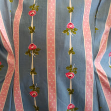 Charger l'image dans la galerie, 1950s 1960s - DEADSTOCK - Adorable Roseprint Cotton Dress - W27 (68cm)