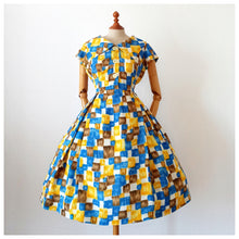 Charger l'image dans la galerie, 1950s - Fabulous Abstract Shawl Collar Dress - W28 (72cm)