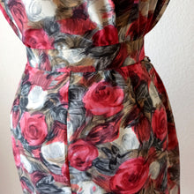 Charger l'image dans la galerie, 1950s 1960s - DEADSTOCK, Paris - Gorgeous Satin Dress - W29 (74cm)