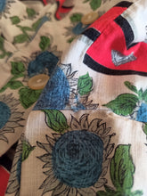 Charger l'image dans la galerie, 1950s - GOLDSIEGEL, Germany - Adorable Sun Flowers Dress - W29 (74cm)