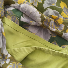 Charger l'image dans la galerie, 1940s 1950s - Gorgeous Green Floral Dress - W32 (82cm)