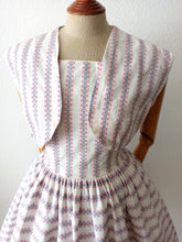 Charger l'image dans la galerie, 1950s - Adorable Cotton Bolero Dress - W29 (74cm)