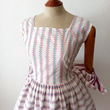 Charger l'image dans la galerie, 1950s - Adorable Cotton Bolero Dress - W29 (74cm)