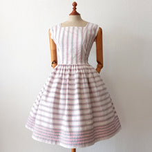 Charger l'image dans la galerie, 1950s - Adorable Cotton Bolero Dress - W29 (74cm)