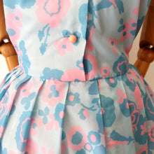 Charger l'image dans la galerie, 1950s 1960s - TREVIRA, Germany - Adorable Peter Pan Collar Dress - W30 (76cm)