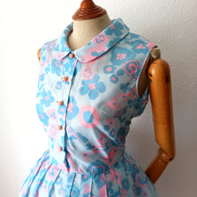 Charger l'image dans la galerie, 1950s 1960s - TREVIRA, Germany - Adorable Peter Pan Collar Dress - W30 (76cm)